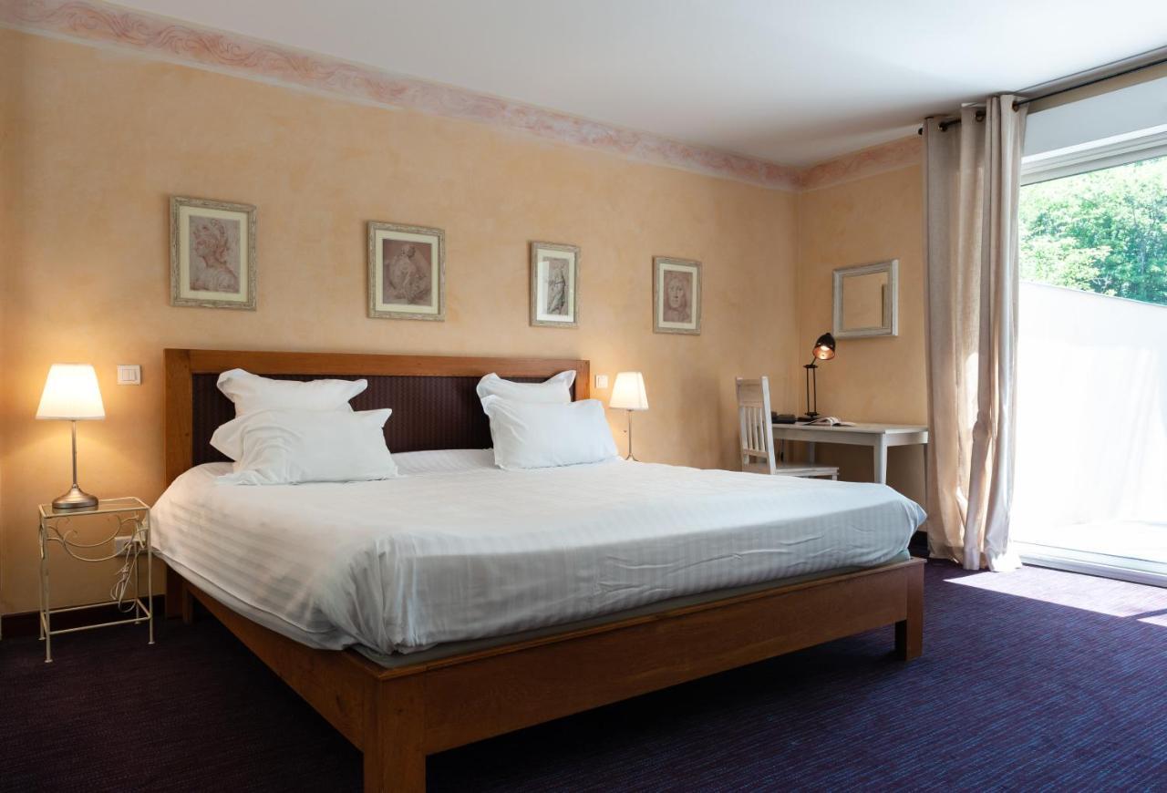 Hotel La Gentilhommiere นุย-แซ็ง-ฌอร์ฌ ภายนอก รูปภาพ