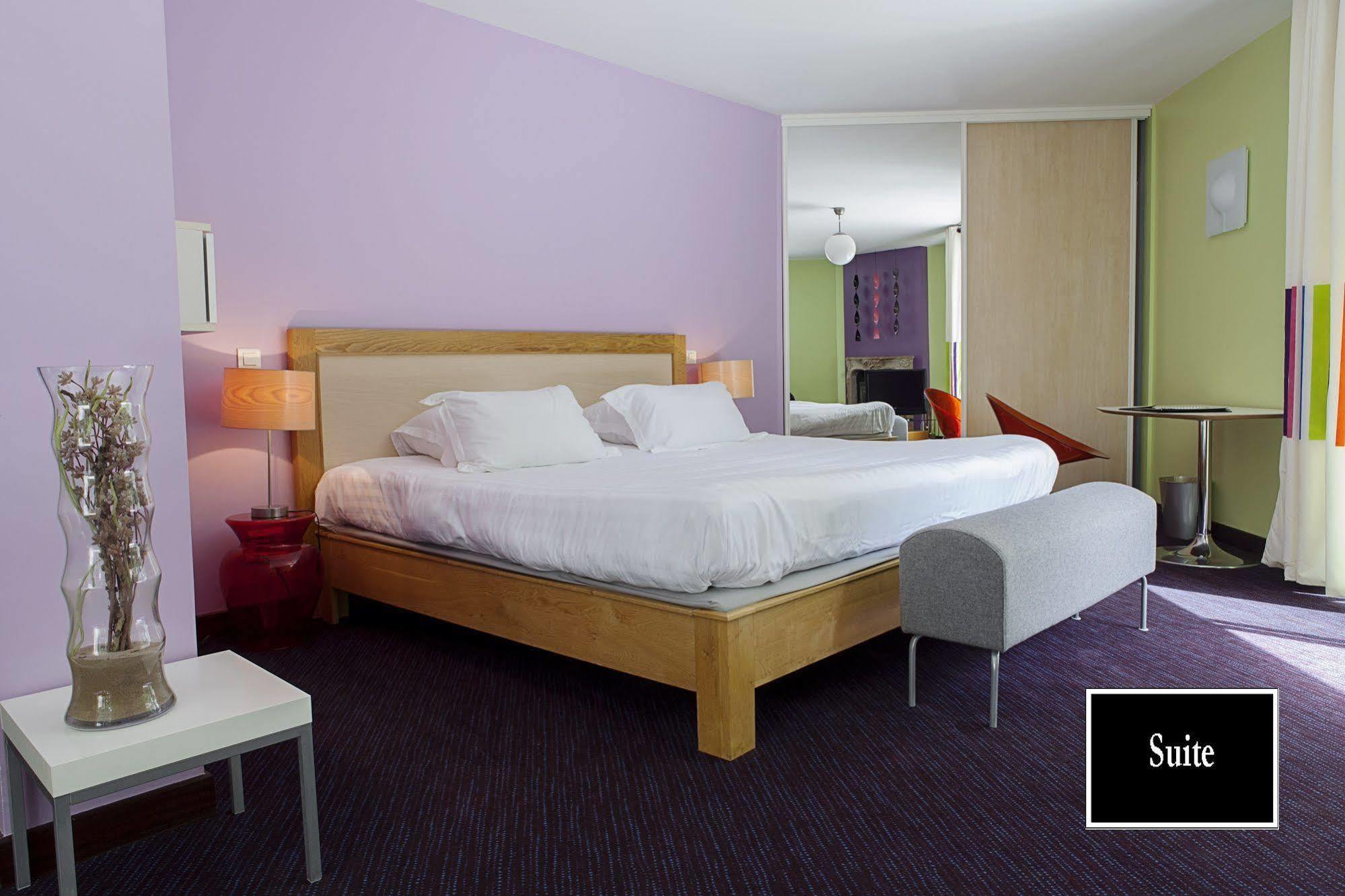 Hotel La Gentilhommiere นุย-แซ็ง-ฌอร์ฌ ภายนอก รูปภาพ